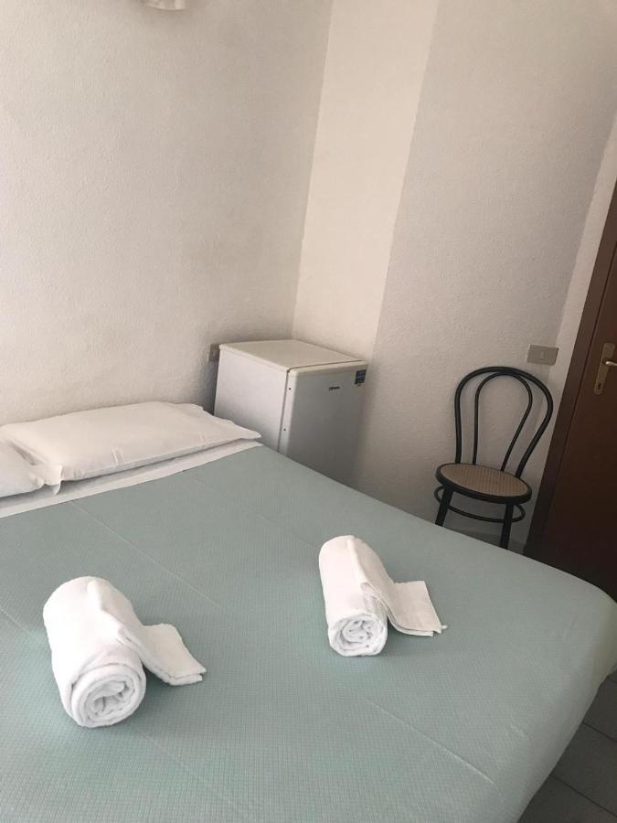 Hotel Carillon Lavena Ponte Tresa Eksteriør bilde